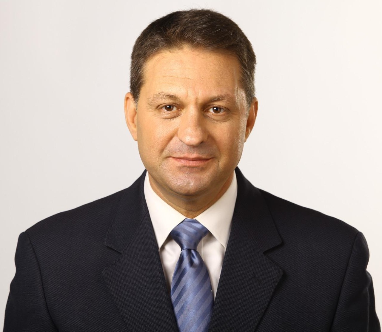 חיים ביבס